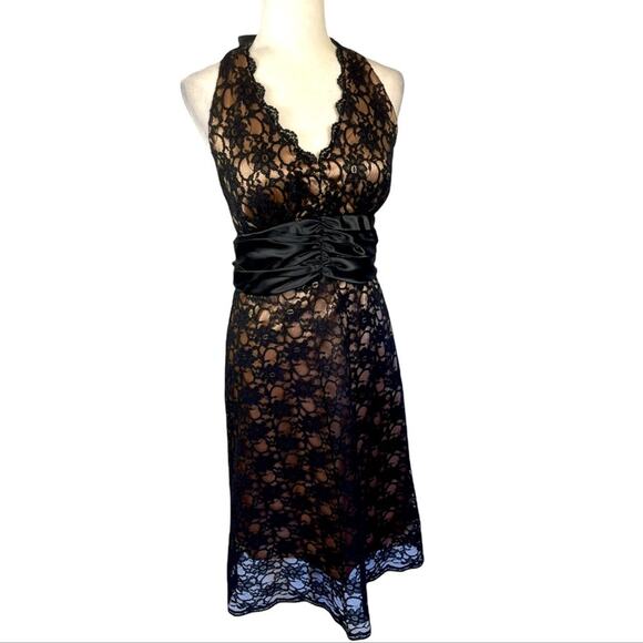 Eliza J Black Lace Halter Style Cocktail Dress Size 10 - Picture 1 of 11